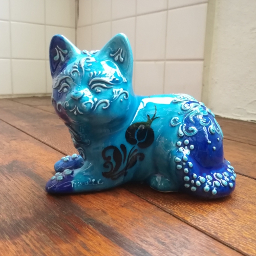 トルコ　キュタフヤの陶器猫　青B
