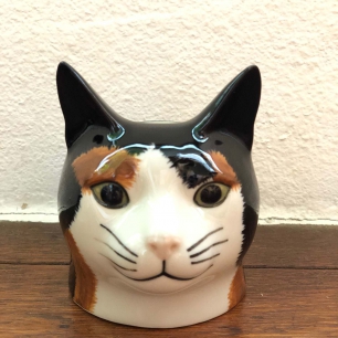 陶磁器たち | 猫本専門書店 書肆 吾輩堂