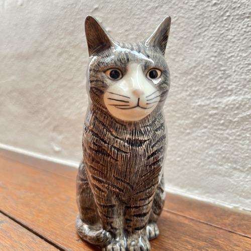 Quail Ceramics社　貯金箱（きじ猫 Patience）